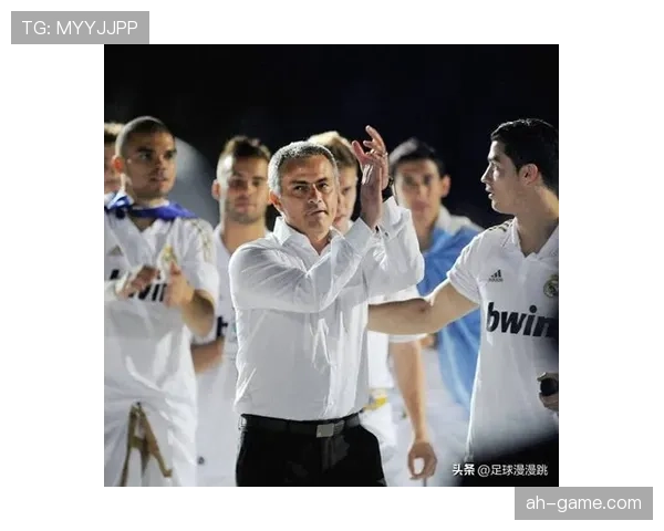 穆里尼奥率队再创佳绩，球队凝聚力与竞争力显著提升